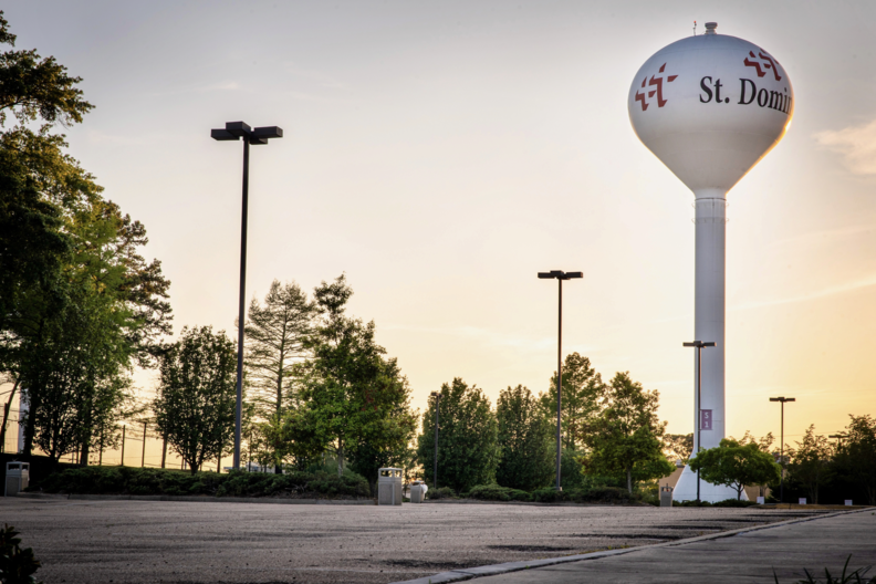 Jackson, Miss. water safe to drink, Gov. Tate Reeves says Modern